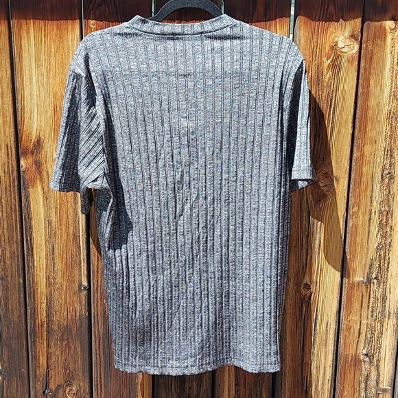 Gray men's dress t shirt - Picture 4 of 8